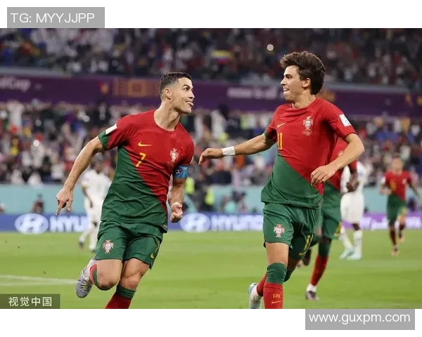 菲利克斯劲射破门模仿C罗庆祝大秀肌肉全场沸腾