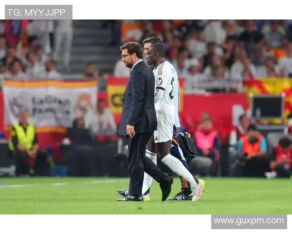 皇马或提前解约30岁门迪 伤缺六个月周薪20万+成焦点